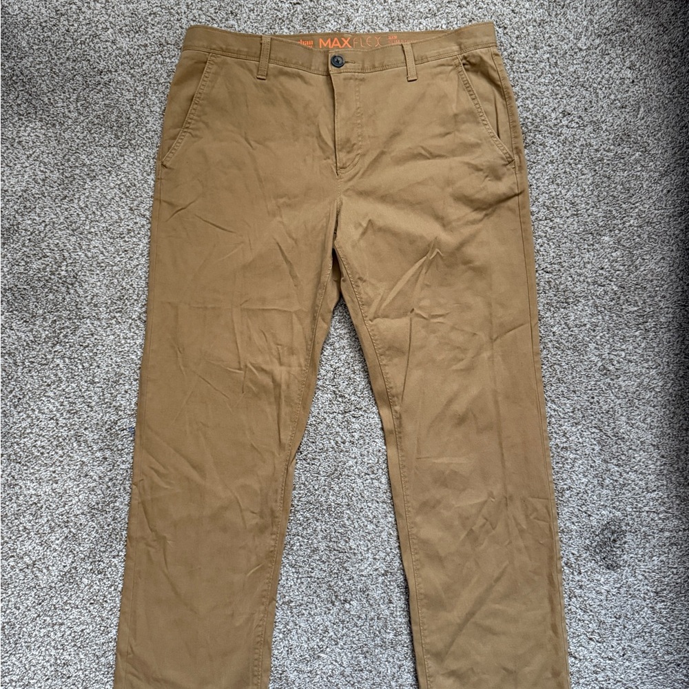 Urban Pipeline Khaki Slim Straight Max Flex Pants